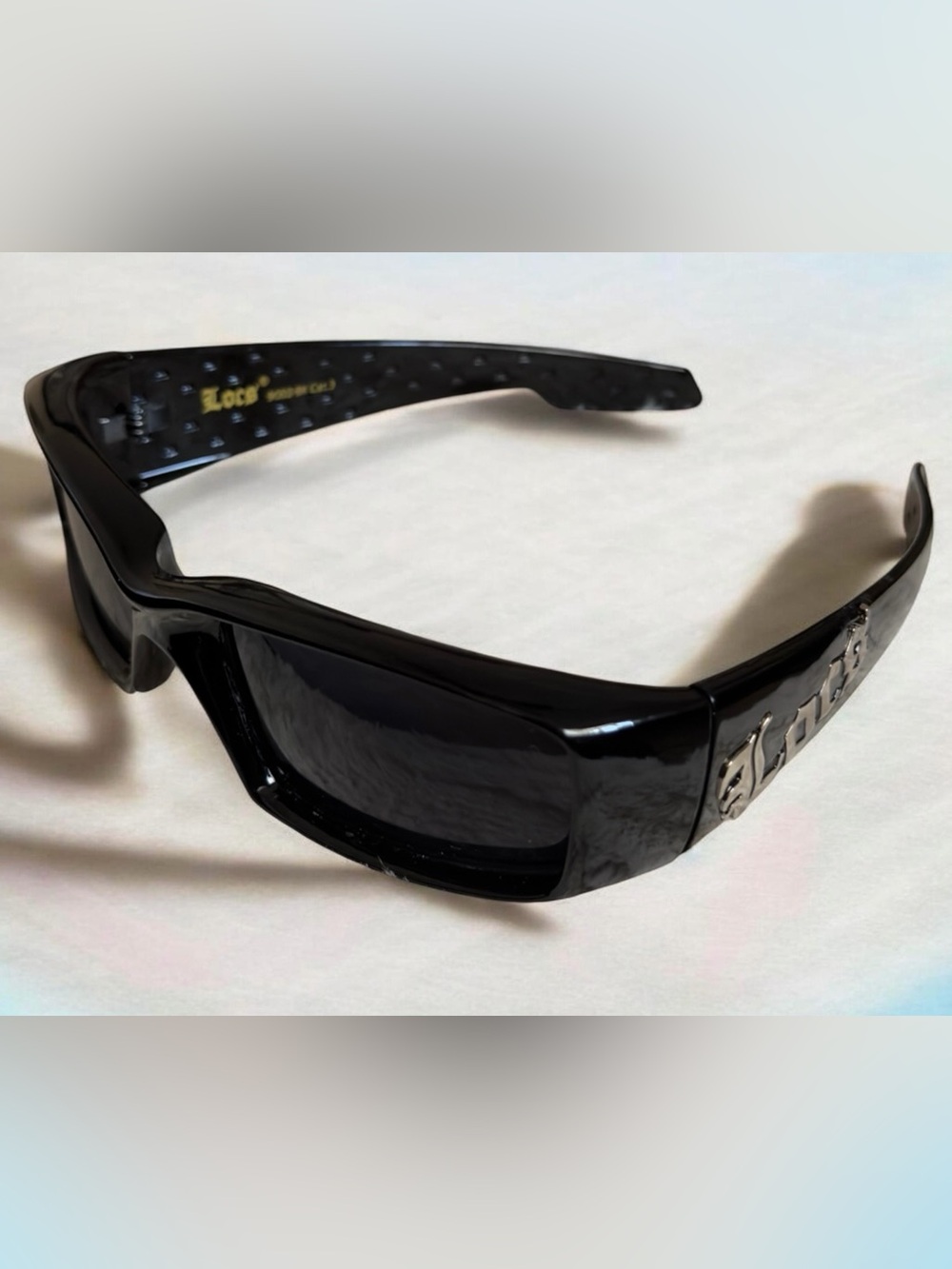 LOCS Black Wraparound Sunglass-Style VR/AR Protective Glasses